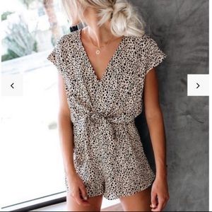 Vici leopard romper